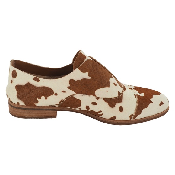 Kork-Ease Nottingham Slip-On Cow Print Oxford Shoes - Picture 3 of 9